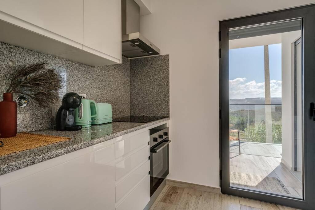 Happiness Apartment - 2Bedroom Apt In Aljezur Ngoại thất bức ảnh