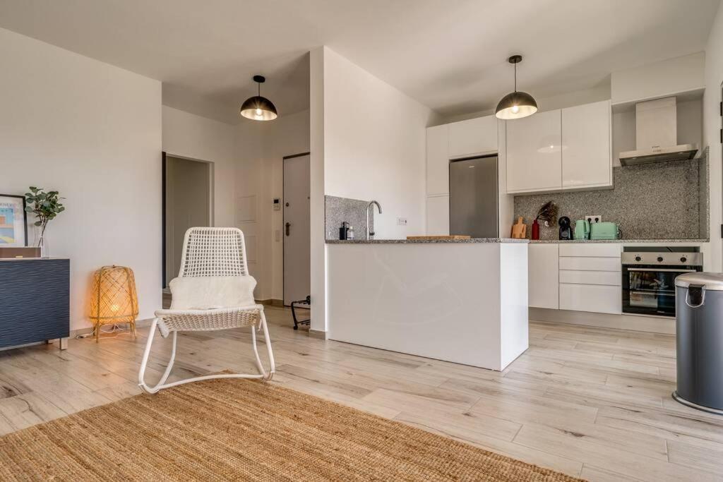 Happiness Apartment - 2Bedroom Apt In Aljezur Ngoại thất bức ảnh
